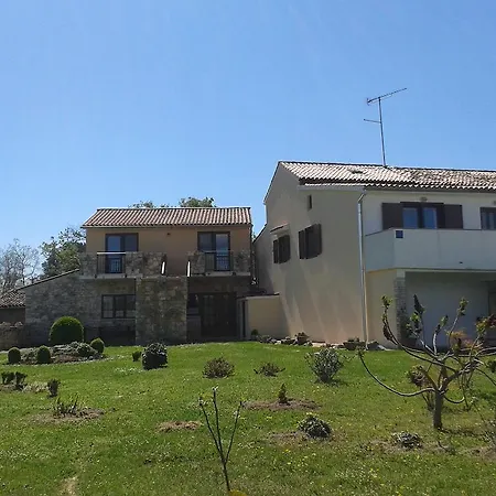 Apartments Bevanda Bale Exterior photo